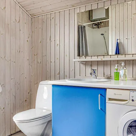 Modern With 200m To Дом отдыха