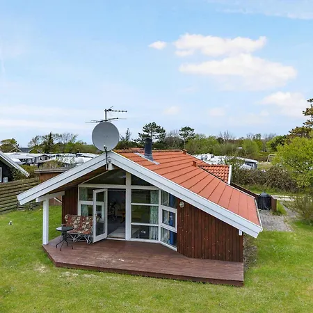 Modern With 200m To Store Fuglede