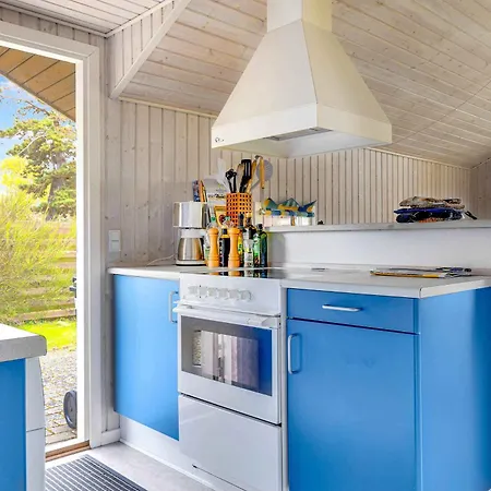 Modern With 200m To *