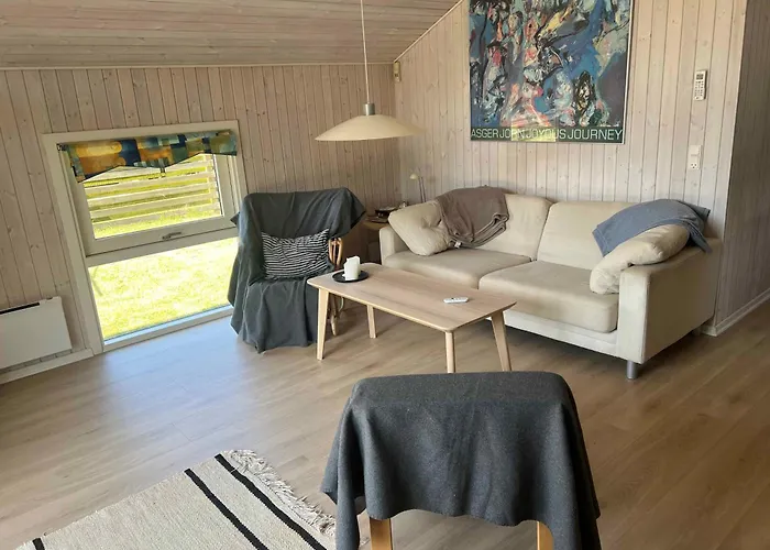 Modern With 200m To *
